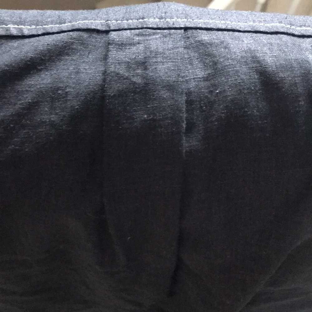 Black linen blouse with white stitching - Picture 7 of 11